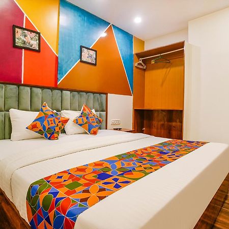 Fabhotel Twigo Inn ムンバイ エクステリア 写真