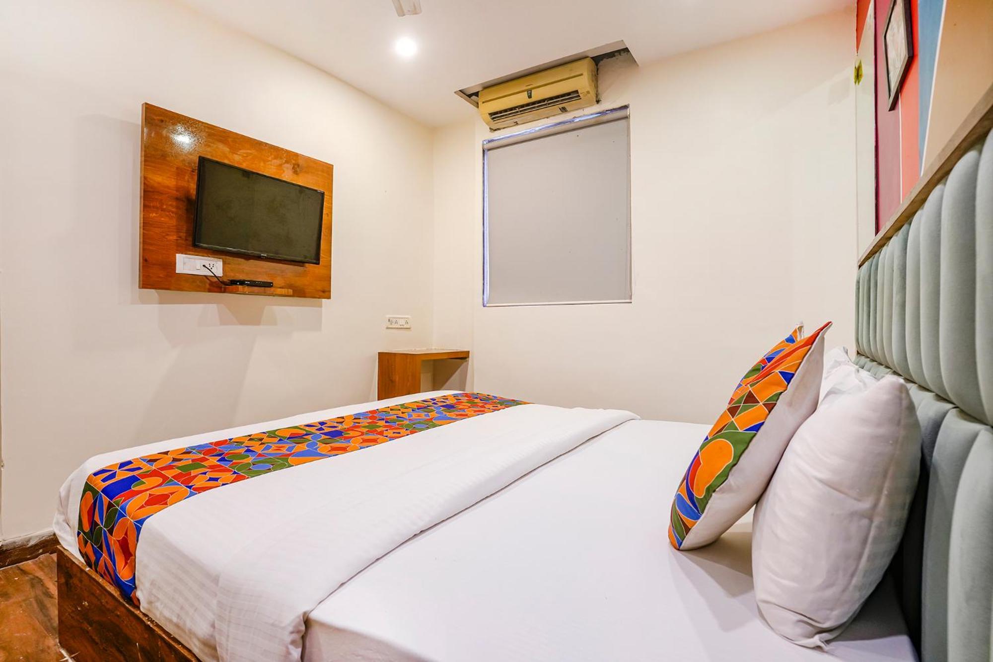 Fabhotel Twigo Inn ムンバイ エクステリア 写真
