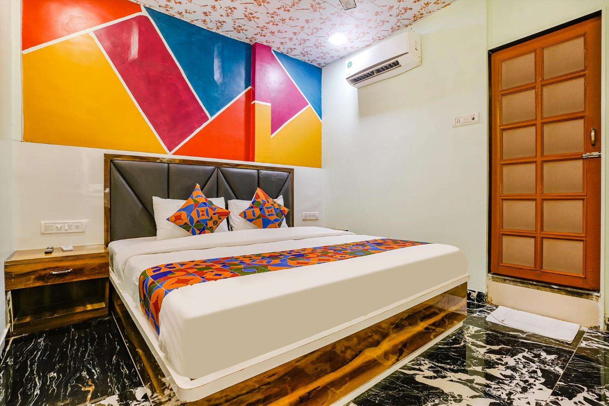 Fabhotel Twigo Inn ムンバイ エクステリア 写真