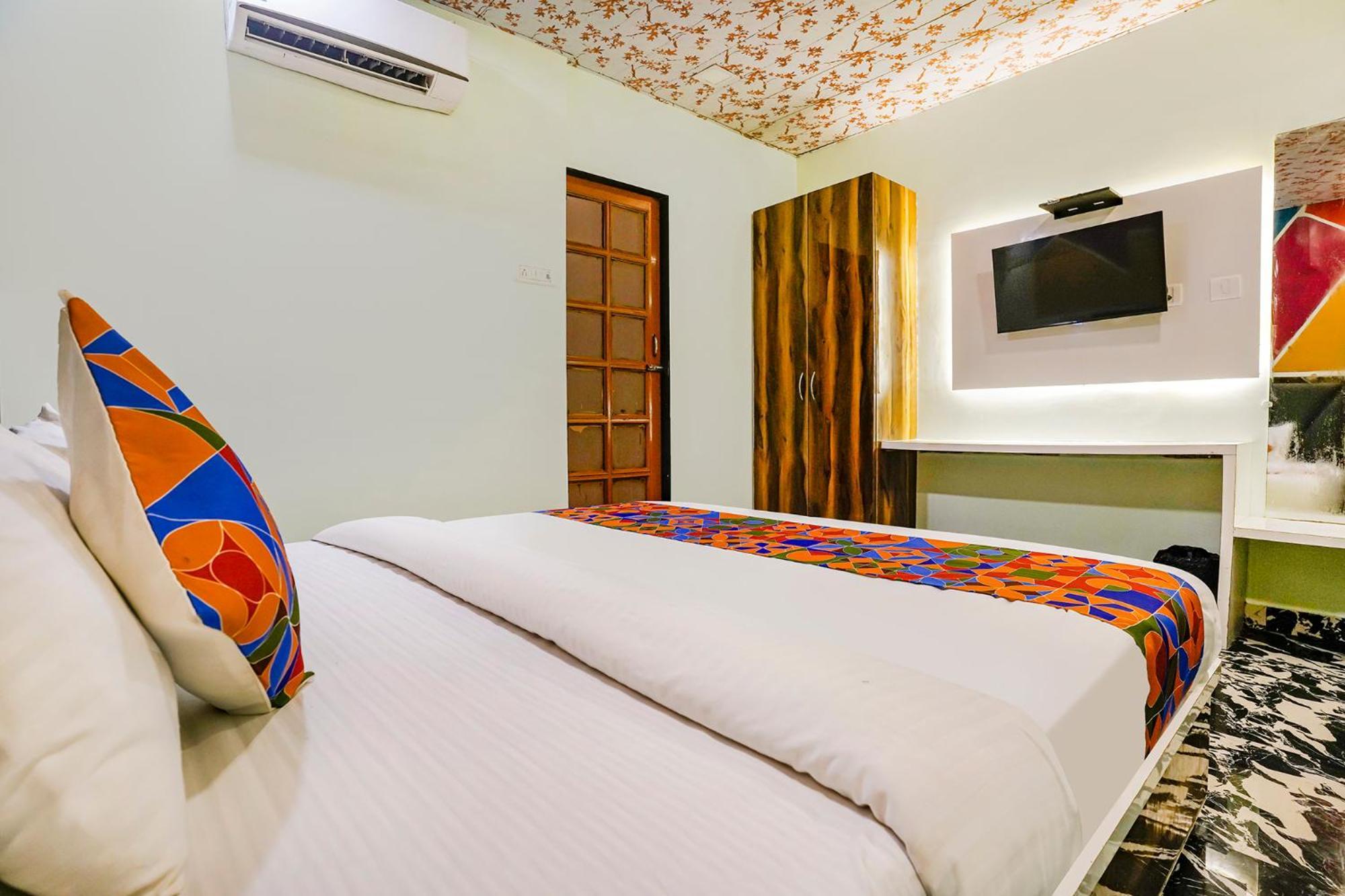 Fabhotel Twigo Inn ムンバイ エクステリア 写真