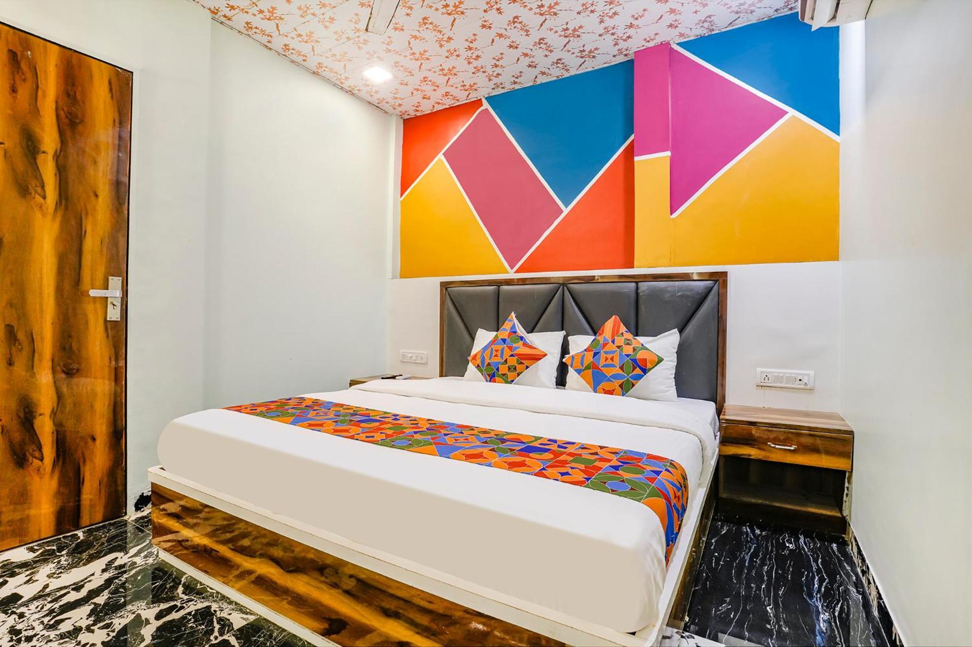 Fabhotel Twigo Inn ムンバイ エクステリア 写真